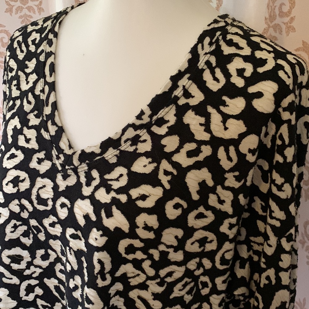 Mumu Mellow leopard print Vneck tunic M